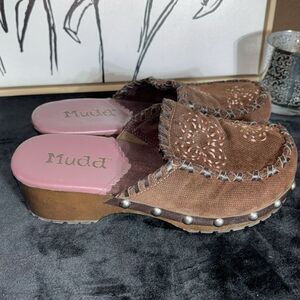 Mudd vintage 90s y2k rosey fabric clog embroidered